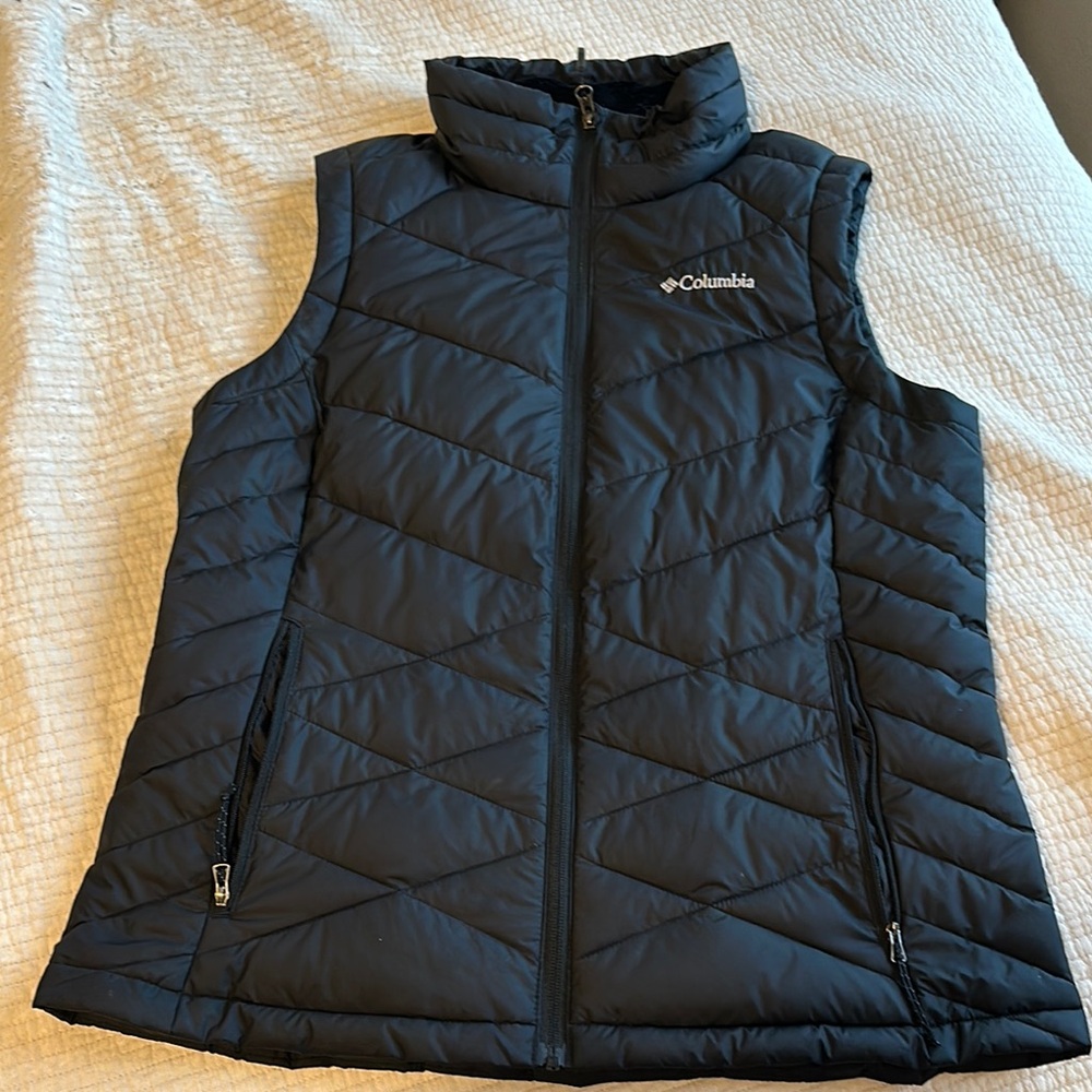 Columbia Heavenly Vest- Like New!